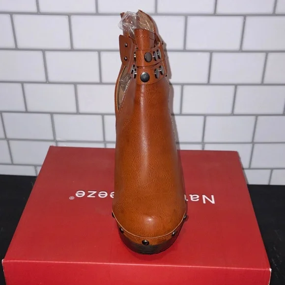 JBU Tan Heeled Boots with Studded Design - Picture 3 of 4